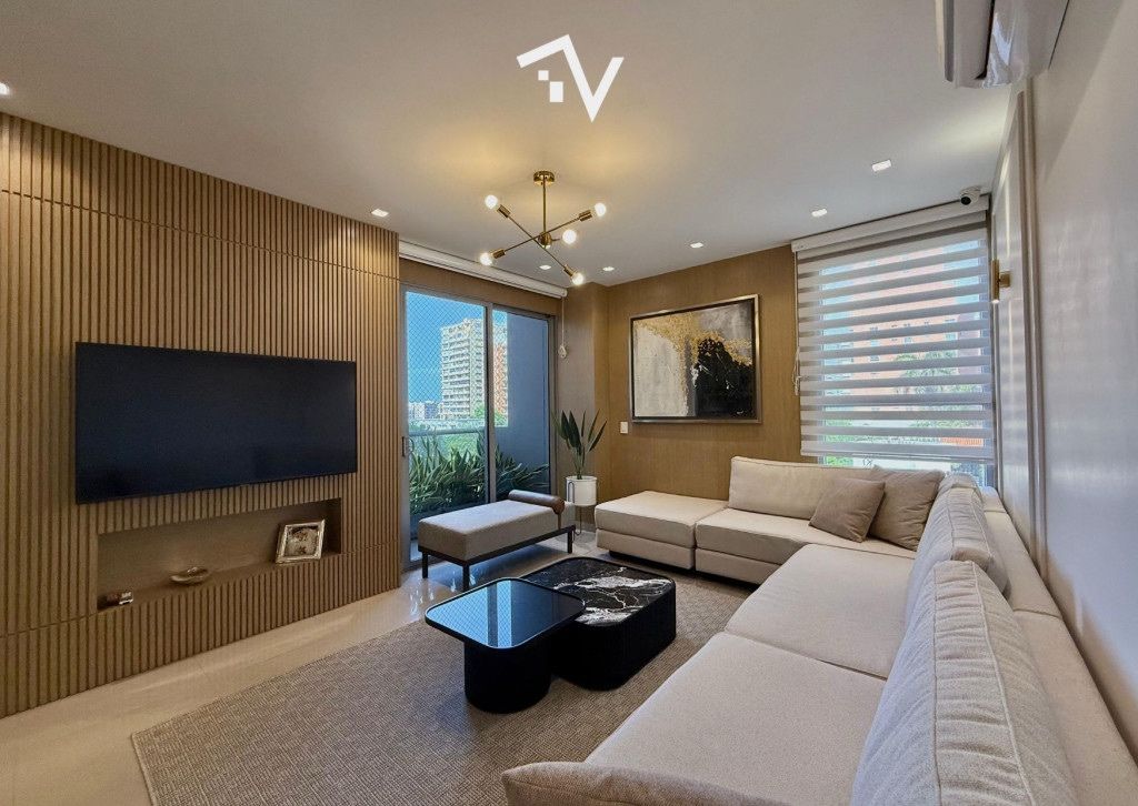 “Tener un lugar a donde ir, se llama Hogar. Tener personas a quien amar, se llama Familia y tener ambas se llama Bendición.” (Papa Francisco)