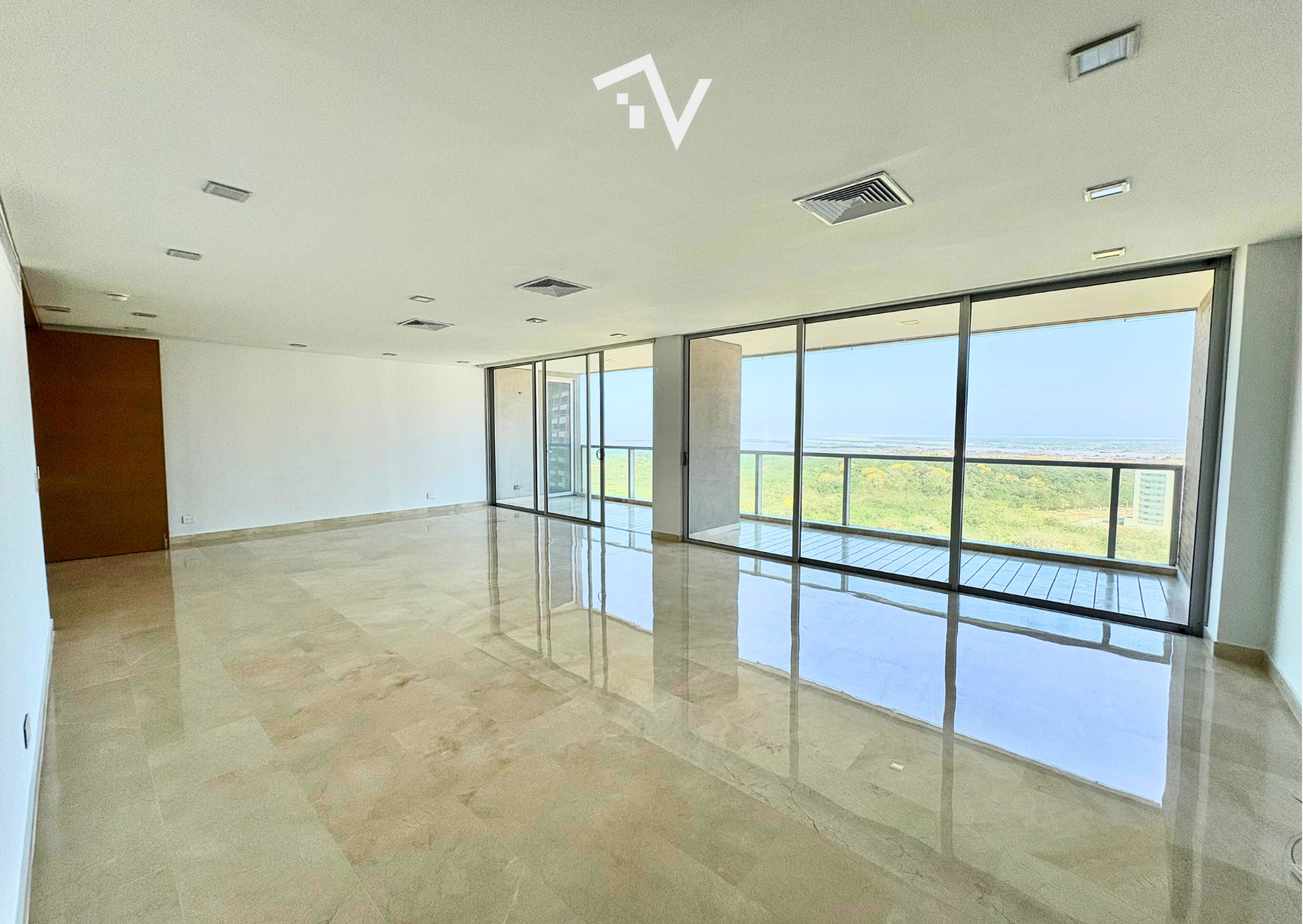 Moderno, luminoso y funcional apartamento de 250M2