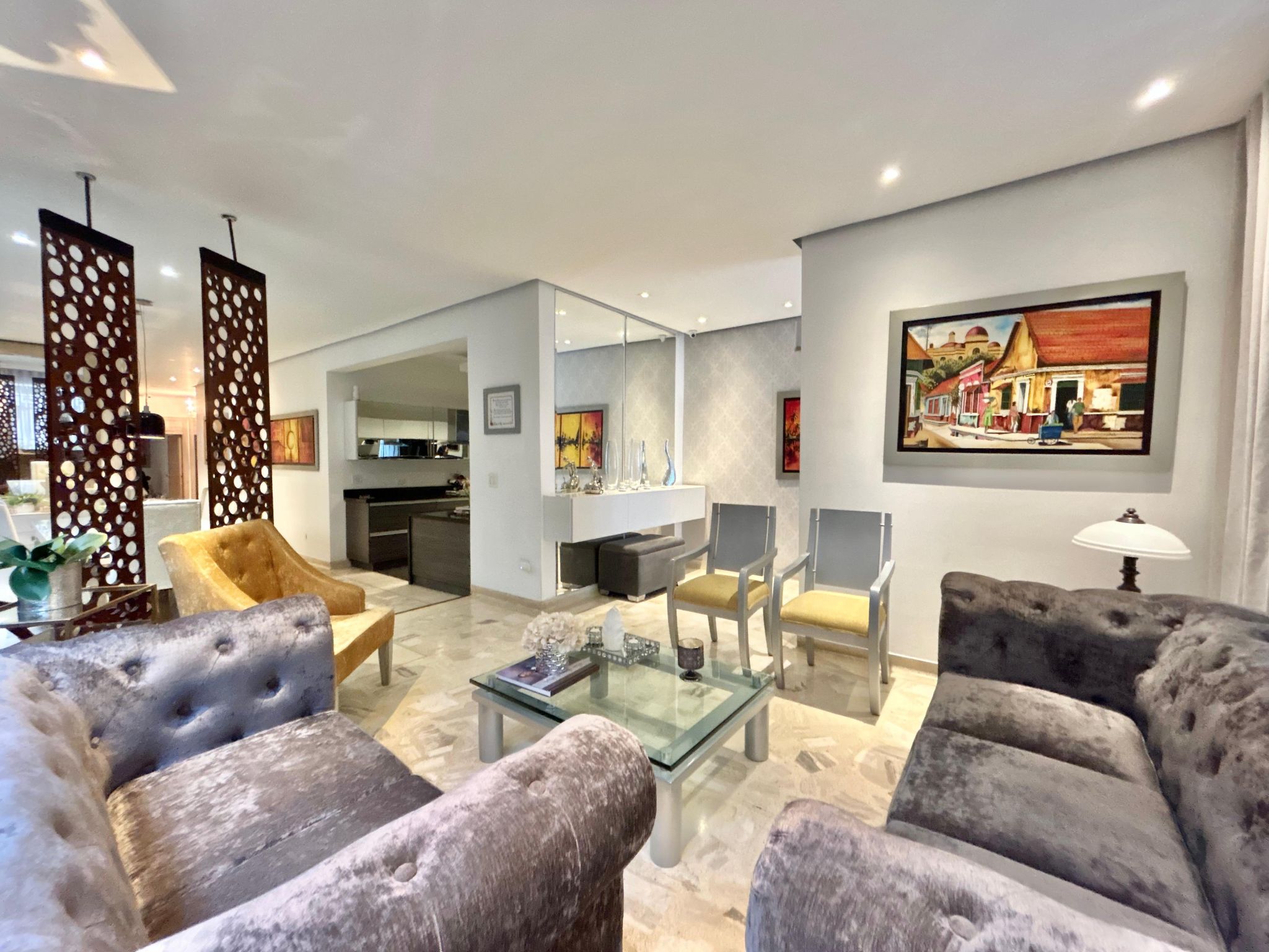 El término «Tabor» tiene origen hebreo y significa «elevación» o «altura».