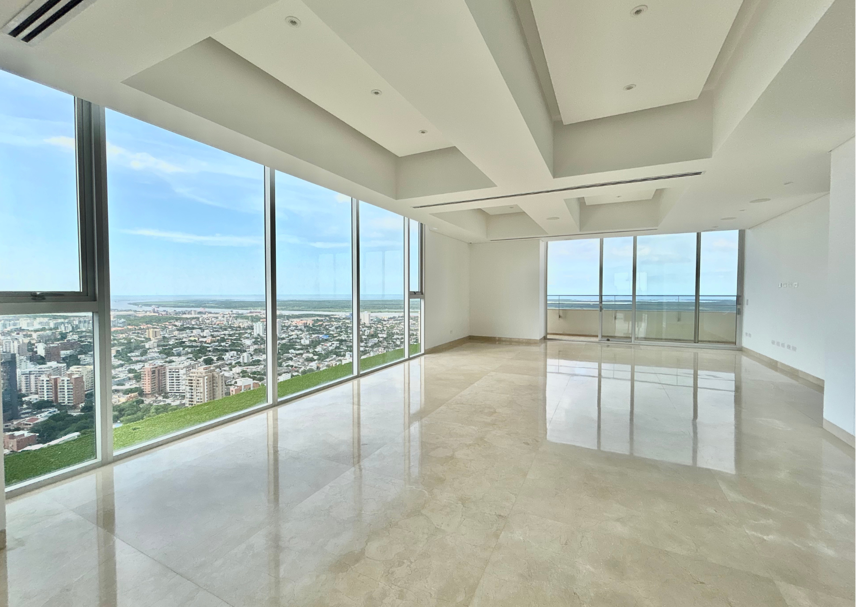 Impresionante skyline de Barranquilla!!