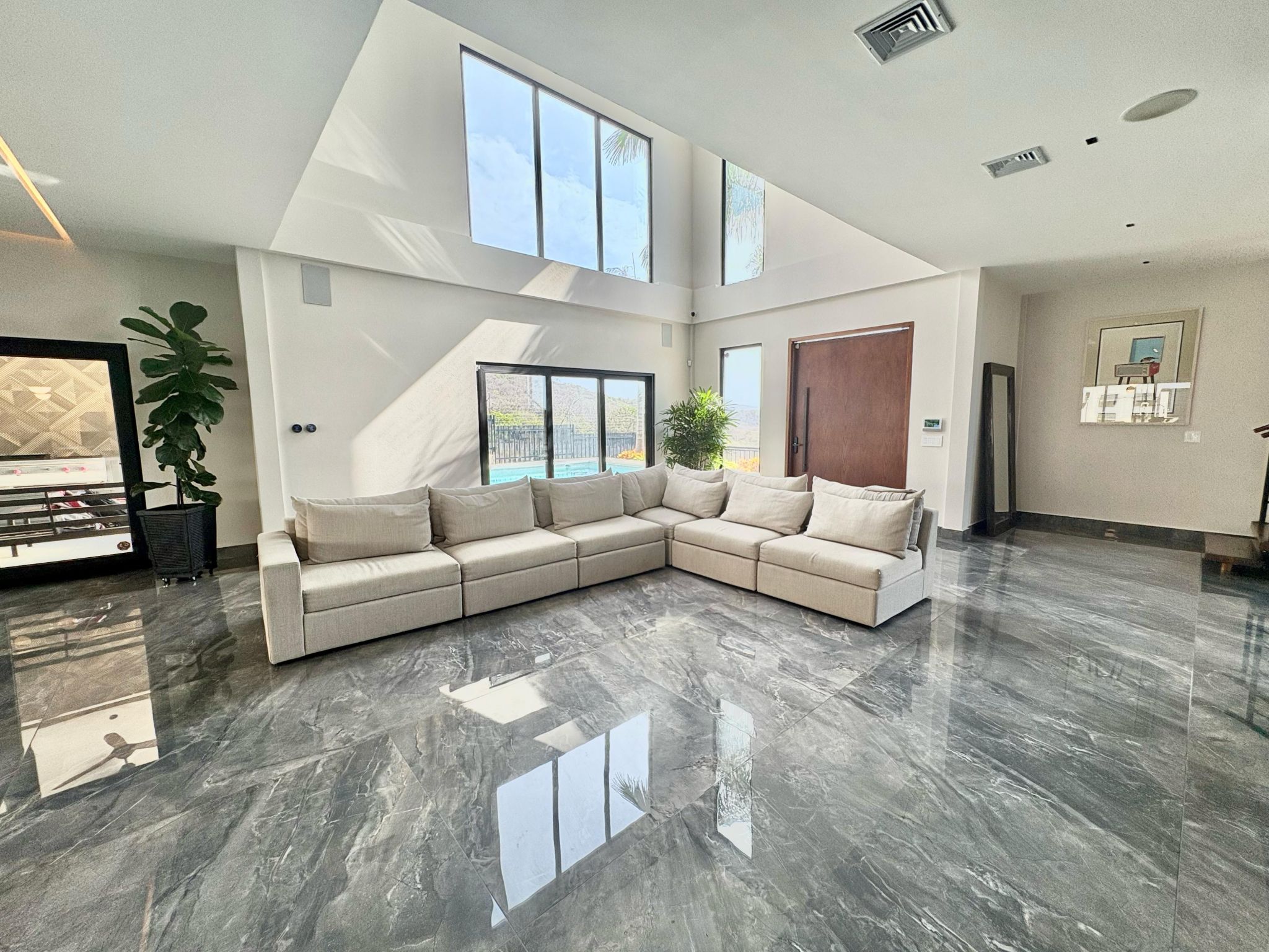 Descubre tu refugio ideal en Colina de Pradomar